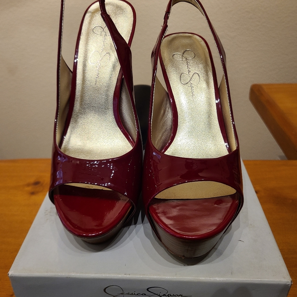 Red pumps
